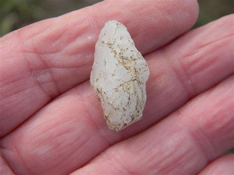 Quartz (silicon oxide) A silicate . . Quartz arrowheads found in virginia